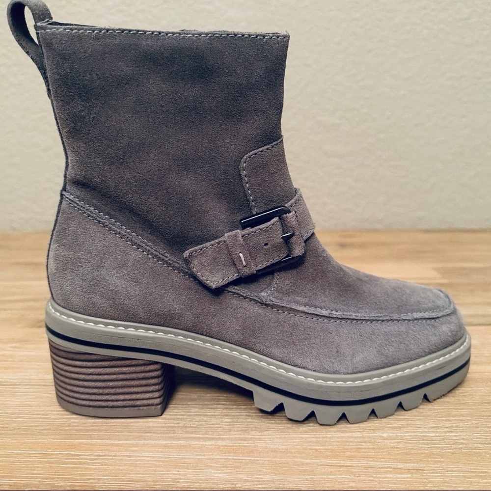 Bernardo Sonja Suede Buckle Boots Gray Size 6.5 Zipper Chunky Lug Block Sole - Picture 4 of 12